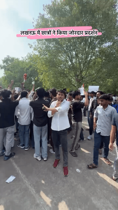 लखनऊ में छात्रों ने किया जोरदार प्रदर्शन 👍
#barabanki #barabankiupdates #viralpost #lucknowroad