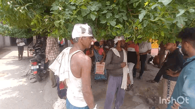 हरदोई: हरदोई में तालाब से जलकुंभी के ऊपर पड़े जाल को हटाने को लेकर दो पक्ष भिड़े, लाठी-डंडों से मारपीट में 6 लोग घायल