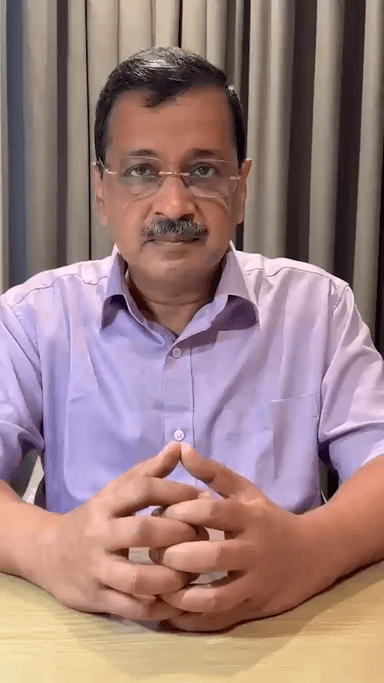 दिल्ली के पूर्व सीएम केजरीवाल ने विश्व आदिवासी दिवस की पूरे आदिवासी समाज को दी शुभकामनाएँ