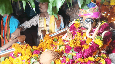 बड़वाह: बड़वाह में नागेश्वर महादेव की भव्य शाही पालकी यात्रा निकाली गई, हजारों भक्त शामिल हुए, 'हर हर महादेव' से गूंजा नगर