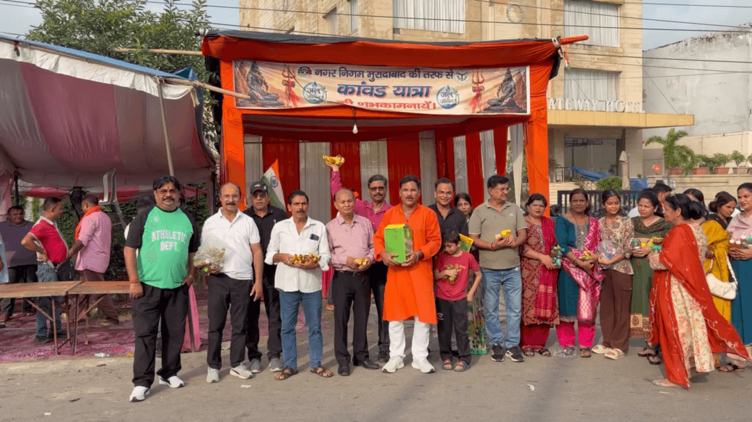 मुरादाबाद: अखिल भारतीय कायस्थ महासभा ट्रस्ट ने कांठ रोड़ स्थित अमारा होटल के पास की काबड़ सेवा ।