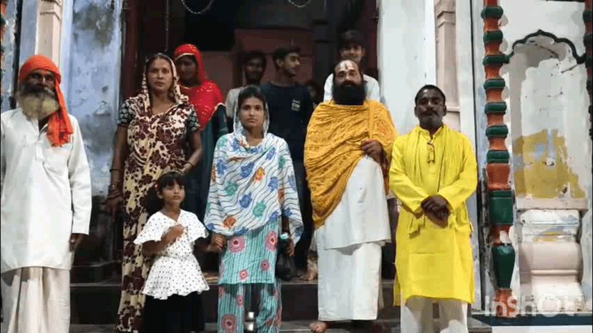 हरदोई: हरदोई में दो मासूम बेटियों संग बरखा की सनातन धर्म में घर वापसी, वैदिक मंत्रोच्चार और हवन-पूजन के बीच भावुक माहौल