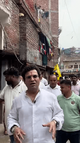 पटपड़गंज विधायक रविंद्र सिंह नेगी की चेतावनी: नशा बिकने पर घर पर चलेगा बुलडोजर