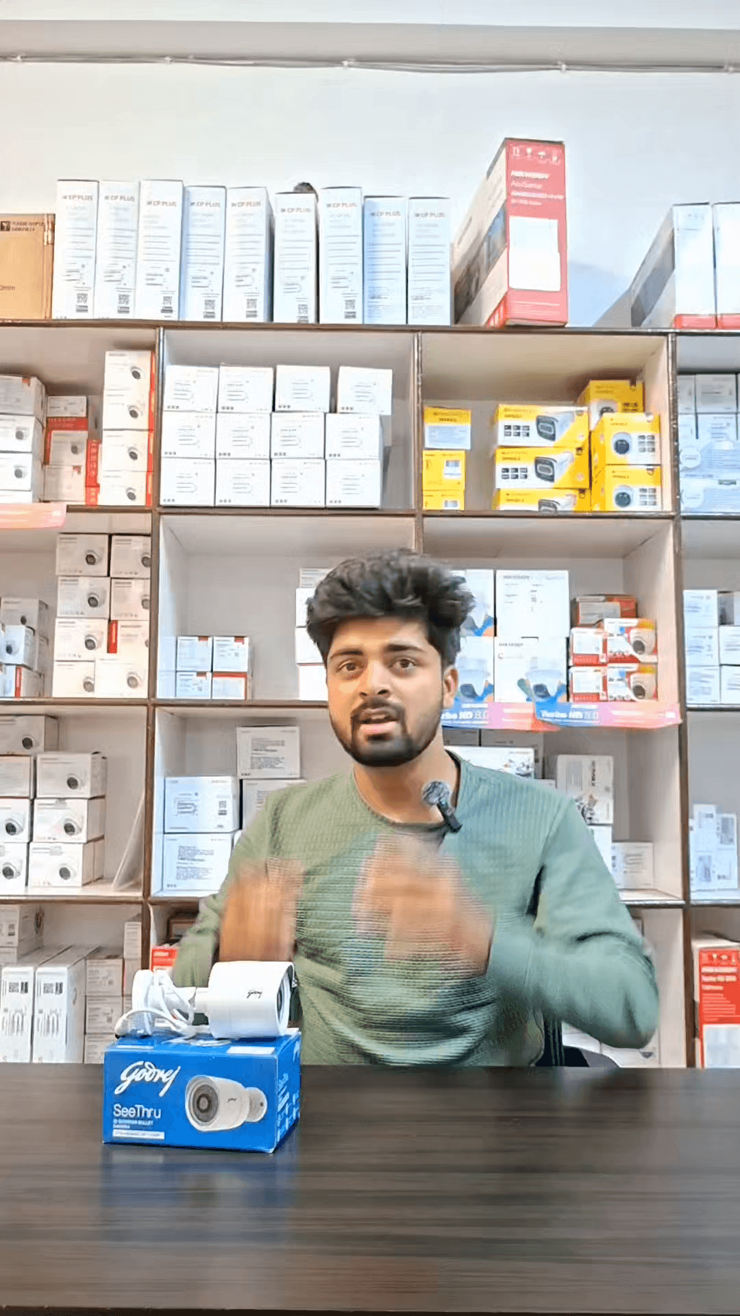 केसरी इलेक्ट्रॉनिक्स 📍 न्यू एरिया रोड 📞 9432197531 पर आज ही पाएं बेहतरीन डील्स!