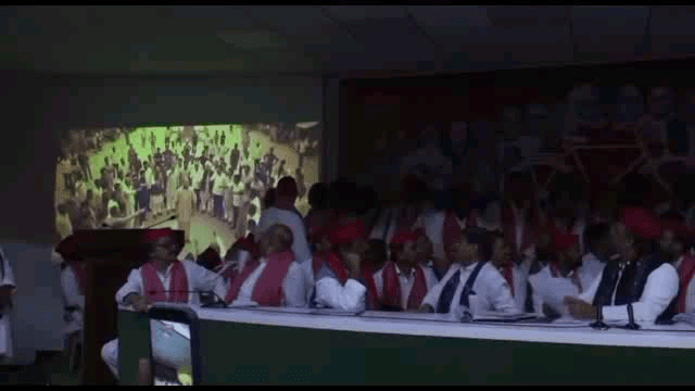 सदर: अखिलेश यादव की प्रेस कांफ्रेंस में चलाए गए वीडियो में सीएम योगी भी आए नजर, बवाल मचना तय