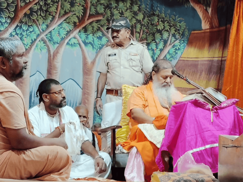 संत श्री बाबा बाल जी महाराज आश्रम ऊना हि० प्र० में आयोजित सत्संग व रास लीला।
चन्द्रोदय चन्दन षष्ठी व्रत 02 09 2026
(BC)