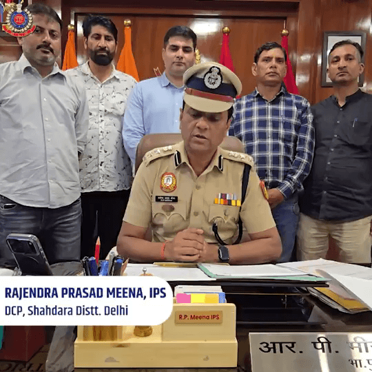 यमुना विहार: शाहदरा पुलिस ने वाहन चोरी व स्नैचिंग के 2 बदमाश किए गिरफ्तार, डीसीपी राजेंद्र प्रसाद मीणा