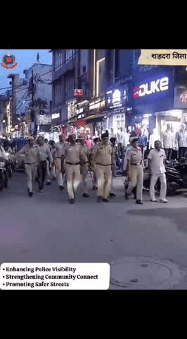 यमुना विहार: एडिशनल डीसीपी ने सड़क पर उतरकर शाहदरा की सुरक्षा व्यवस्था का जायजा लिया