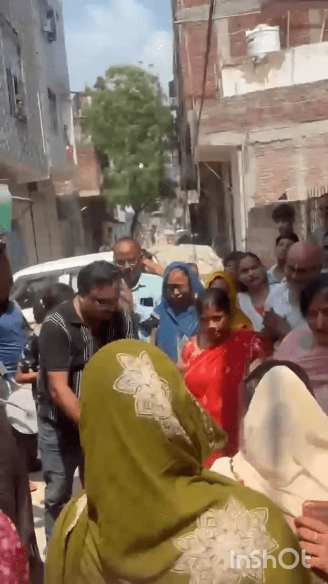 गाज़ियाबाद: जिले में मेयर के खिलाफ नारेबाजी का वीडियो सोशल मीडिया पर वायरल हुआ
