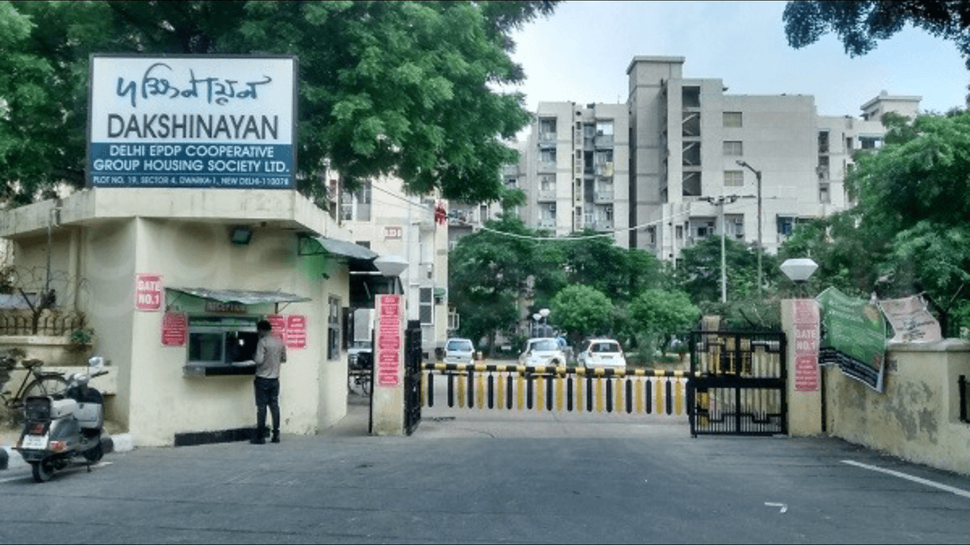 दक्षिणायन अपार्टमेंट के बाहर हुई हत्या का खुलासा, आरोपी गिरफ्तार