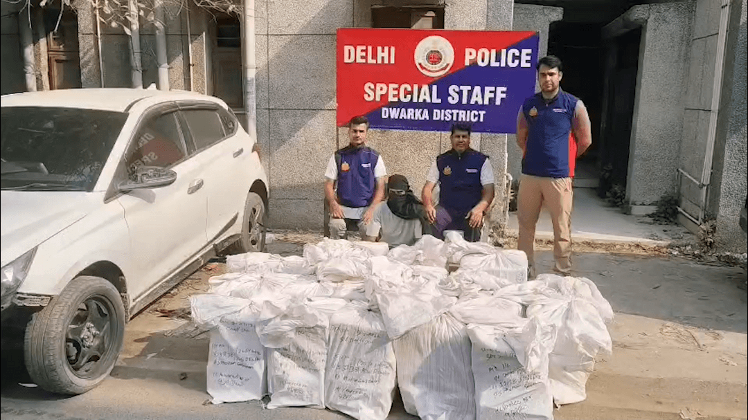 द्वारका के विशेष दल ने अंतरराज्यीय शराब तस्करी का खुलासा किया