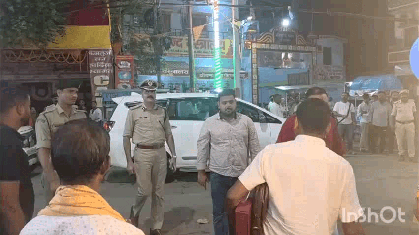 गया टाउन सीडी ब्लॉक: पितृपक्ष में सेवा की मिसाल: मानवाधिकार संगठन ने लगाया निःशुल्क शिविर, IG विकास वैभव ने किया उद्घाटन