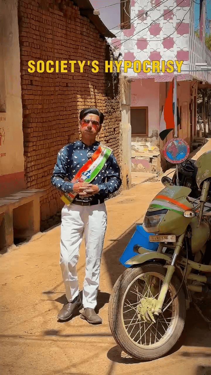 यह उन सब नागरिकों की गंदी सोच का परिणाम है जिन्होंने यह सोच कर अपना कूड़ा फेंका कि “मेरे एक के फेंकने से क्या फर्क पड़ेगा”! 🇮🇳
#GroundReality #cleanindiamission