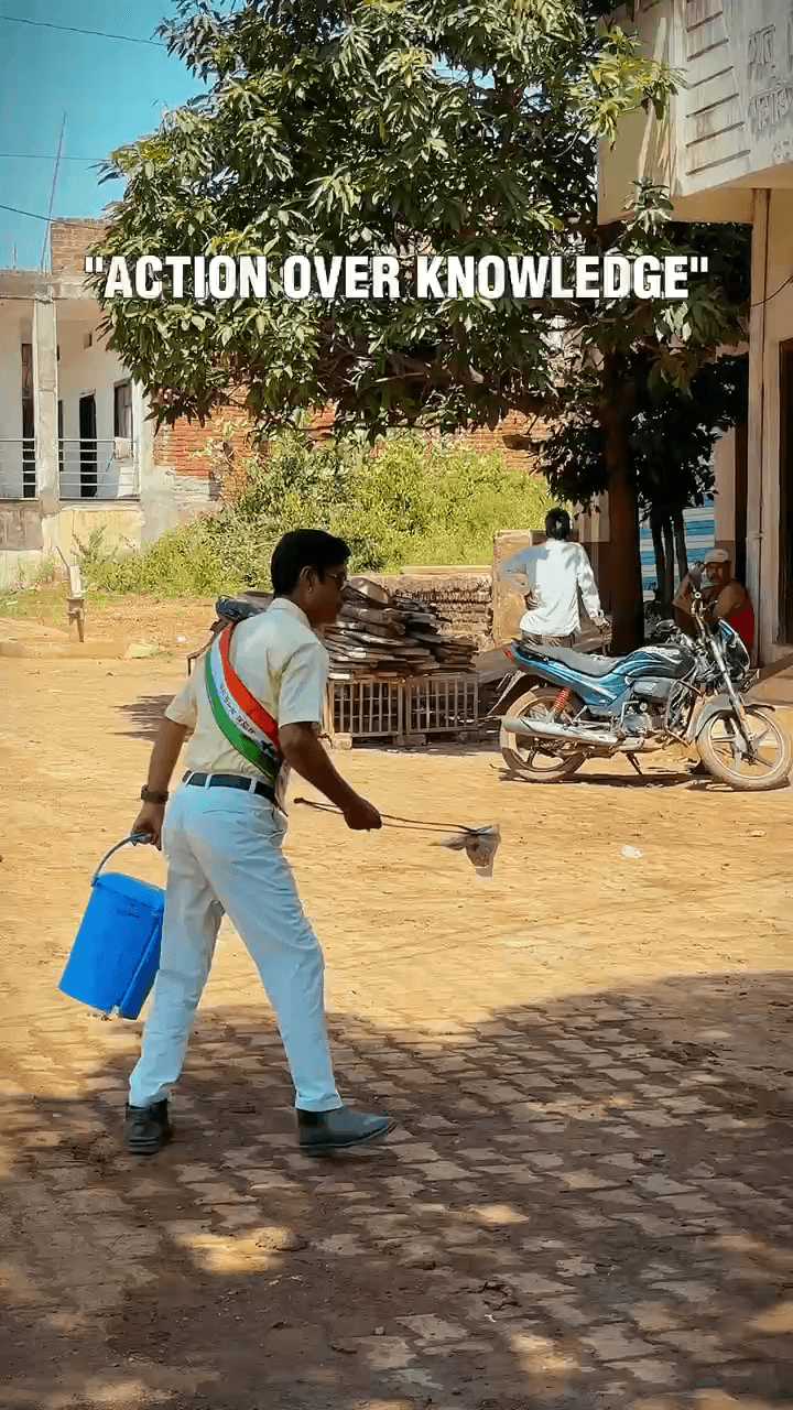 हम ज्ञान तो बहुत बांटते हैं, लेकिन क्या हम सच में अपनी मातृभूमि को स्वच्छ रखने की मेहनत कर रहे हैं?🇮🇳
#cleanindiamission #vishnubhartesh #civicduty