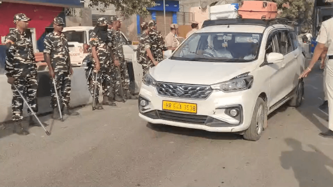 झरोदा बॉर्डर पर SSB फोर्स के साथ पुलिस की रही तैनाती, डीसीपी के निर्देश पर एसीपी और SHO भी रहे मौजूद