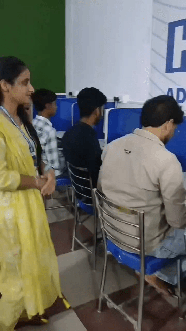 Empowering learners through quality computer education and hands-on training. At Hartron Advance Skill Centre, Loharu, we turn learning into practical skills for a brighter tomorrow.
#QualityEducation #ComputerTraining #HartronAdvanceSkillCentre