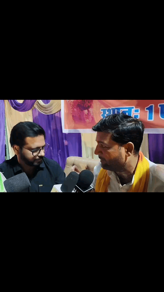 #अमर_अकबर_एंथोनी तो याद है??.....
तीनों के रास्ते अलग थे, पर पिता एक ही था - किशनलाल! 🌹🙏🏹