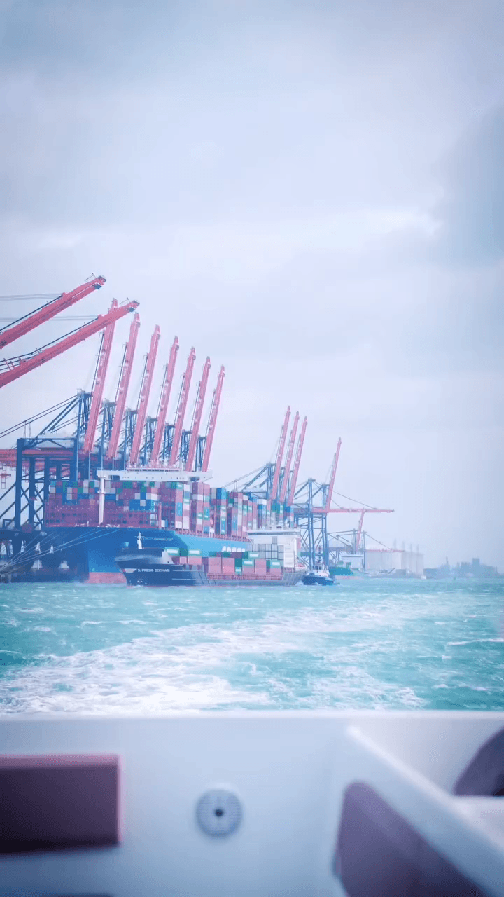 🌊 Out at sea, exploring new possibilities for India’s maritime future. 🇮🇳🇳🇱
📍 Port of Rotterdam, Netherlands