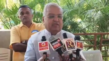 ಚಳ್ಳಕೆರೆ: ರಾಜ್ಯಪಾಲರ ವಿವಾದಕ್ಕೆ ಸಾಣಿಕೆರೆ ಗ್ರಾಮದಲ್ಲಿ ಸಂಸದ ಕಾರಜೋಳ ಕಿಡಿ