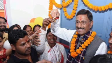 ओरमांझी: नेवरी पंचायत में केंद्रीय रक्षा राज्यमंत्री संजय सेठ ने अटल वाचनालय का लोकार्पण किया