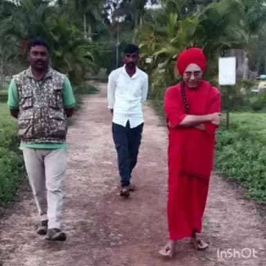 ಹಾನಗಲ್: ಪಟ್ಟಣದ ಕುಮರೇಶ್ವರ ಸಸ್ಯದ್ಯಾನ ವನಕ್ಕೆ ಮೂ ಜ ಗು ಶ್ರೀಗಳು ಭೇಟಿ