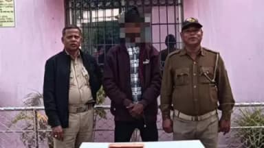 ଜଗତସିଂହପୁର: ଜଗତସିଂହପୁର ସଦର ପୋଲିସ ପକ୍ଷରୁ ଖେରସ ନିକଟରେ ଚଢ଼ାଉ ବ୍ରାଉନ ସୁଗାର ଜବତ ସହ ଅଭିଯୁକ୍ତ ଗିରଫ