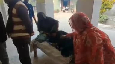 कुमारखंड: लक्ष्मीपुर चंडीस्थान वार्ड 4 में फसल चराने से मना करने पर महिला के साथ मारपीट