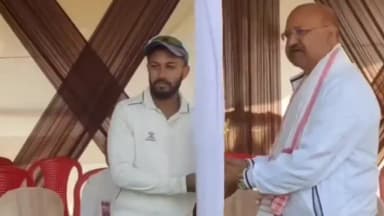 মাৰ্ঘেৰিটা: মাৰ্ঘেৰিটাত জিলা ক্ৰীড়া সন্থাৰ উদ্যোগত অনুষ্ঠিত
ক্ৰিকেট প্ৰিমিয়াৰ ক্লাৱ চেম্পিয়নশ্বীপত উপস্থিত বিধায়ক ভাস্কৰ শৰ্মা