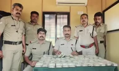 മഞ്ചേശ്വരം: മഞ്ചേശ്വരം എക്സൈസ് ചെക്ക്പോസ്റ്റിൽ നടത്തിയ വാഹന പരിശോധനയിൽ 30 ലക്ഷം രൂപയുടെ കുഴൽപ്പണം പിടിച്ചു