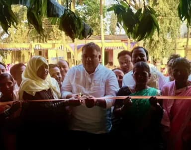 ಶಿಗ್ಗಾಂವ: ತಡಸ ಗ್ರಾಮದಲ್ಲಿ ರಂಗಮಂದಿರ ಉದ್ಘಾಟಿಸಿದ ಶಾಸಕ ಪಠಾಣ್