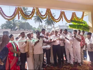 ಕನಕಪುರ: ತಾಲ್ಲೂಕಿನ ಸುಂಡಘಟ್ಟ ಸೇರಿದಂತೆ ಹಲವು ಗ್ರಾಮಗಳಲ್ಲಿ ವಿವಿಧ ಅಭಿವೃದ್ಧಿ ಕಾಮಗಾರಿಗಳಿಗೆ ಡಾ.ಸಿ.ಎನ್.ಮಂಜುನಾಥ್ ಚಾಲನೆ