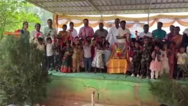 ಗುರುಮಿಟ್ಕಲ್: ಎಂ.ಟಿ ಪಲ್ಲಿ ಗ್ರಾಮದ ಅಂಗನವಾಡಿ ಕೇಂದ್ರ ಆವರಣದಲ್ಲಿ ಶಾಲಾ ಪೂರ್ವ ಶೈಕ್ಷಣಿಕ ಚಟುವಟಿಕೆಗಳ ಕಾರ್ಯಕ್ರಮ