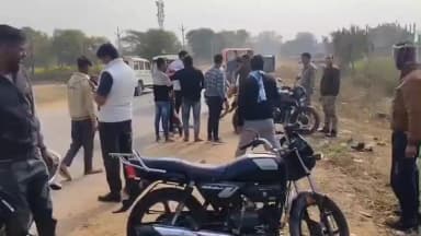 भिंड: आरएलडी कॉलेज के सामने दो बाइकों की आमने-सामने टक्कर