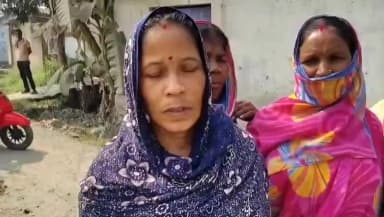 ଅନୁଗୋଳ: ରାଣୀଗୋଡା ଗ୍ରାମରେ ରାସ୍ତା କାମକୁ ବିରୋଧ କରି ପ୍ରତିକ୍ରିୟା ରଖିଲେ ଉର୍ମିଳା ନାଏକ