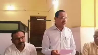 ಗುಳೇದಗುಡ್ಡ: ಜ. 24 ರಂದು ವಚನ ಬ್ರಹ್ಮ ಜೇಡರ ದಾಸಿಮಯ್ಯ ಭಕ್ತಿ ಪ್ರಧಾನ ನಾಟಕೋತ್ಸವ : ಪಟ್ಟಣದಲ್ಲಿ ಡಾ.ವಿ. ಎ. ಬೆನಕನಾಳ