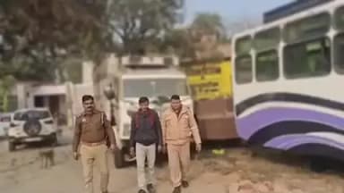 सिकंदरा: करियापुर गांव के पास अमराहट पुलिस ने हत्या के प्रयास के मामले में वांछित अभियुक्त को किया गिरफ्तार