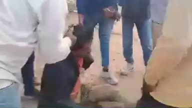 सोहागपुर: मोहनराम तालाब के पास भाड़े को लेकर दो ड्राइवरों में विवाद, लाठी से एक घायल, वीडियो वायरल