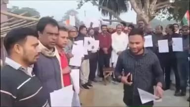 बरहरुवा: एसआईआर से संबंधित कांग्रेसी कार्यकर्ताओं ने रामनगर में अनुमोदन सह वितरण कार्यक्रम का आयोजन किया