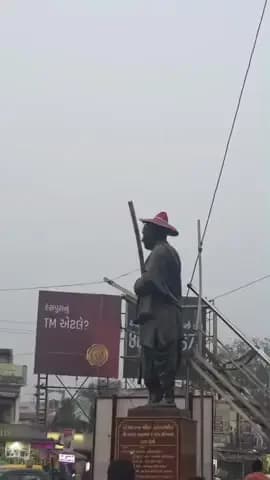 દહેગામ: દહેગામ નેહરુ ચોકડી પાસે સરદાર વલ્લભભાઈ પટેલની પ્રતિમાને ટોપી પહેરાવાતા પાટીદાર સમાજમાં રોષ