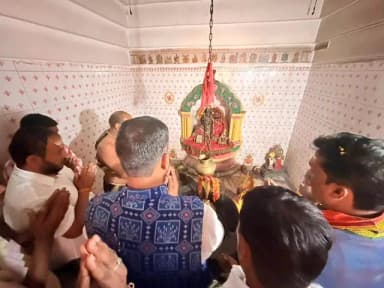 ଛେଣ୍ଡିପଦା: କନ୍ୟାବେଡା ଗ୍ରାମରେ ଥିବା ଶିବ ମନ୍ଦିରର ଭୋଗ ମଣ୍ଡପ ଉଦ୍ଘାଟନ କରିବା ସହିତ ହନୁମାନ ମନ୍ଦିର ଭୂମି ପୂଜନରେ ଯୋଗ ଦେଲେ ଛେଣ୍ଡିପଦା ବିଧାୟକ