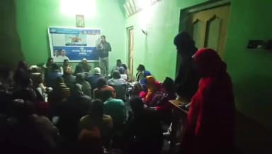 কেশপুর: কেশপুরের কুসুমডহরিতে তৃণমূল কর্মী সমর্থকদের নিয়ে কর্মী বৈঠকের আয়োজন