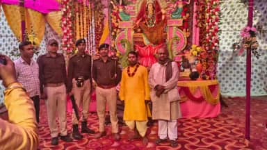 सोनबरसा: कड़ी सुरक्षा के बीच सोनबरसा, भुतही व कन्हौली में श्रद्धापूर्वक मनाई गई मां सरस्वती पूजा