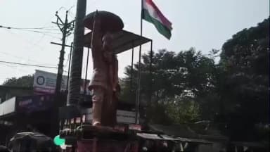 রাজগঞ্জ: রাজগঞ্জ পোস্ট অফিস মোড়ে নেতাজির মূর্তি উন্মোচন, দেশাত্মবোধে মুখর এলাকা