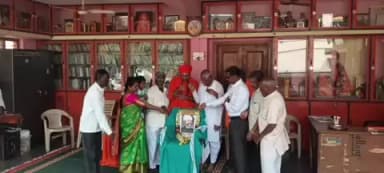 ಗುಳೇದಗುಡ್ಡ: ತ್ಯಾಗಮಯಿ, ಪರೋಪಕಾರಿ ಶಿರಸಂಗಿ ಲಿಂಗರಾಜು : ಬೈರನಹಟ್ಟಿಯಲ್ಲಿ ಶಾಂತಲಿಂಗ ಶ್ರೀಗಳು