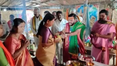 జడ్చర్ల: జడ్చర్ల పట్టణంలోని రమాసహిత సత్యనారాయణ స్వామి దేవాలయంలో 12వ వార్షికోత్సవం బ్రహ్మోత్సవాలకు పాల్గొన్న ఎంపీ డీకే అరుణ