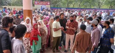 नागदा: अटलावदा मामला: फर्जी आपत्तियों पर हंगामा, एसडीएम कार्यालय का घेराव