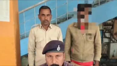 वज़ीरगंज: वजीरगंज में पुलिस की बड़ी कार्रवाई, 145 लीटर देसी शराब के साथ दो कारोबारी गिरफ्तार