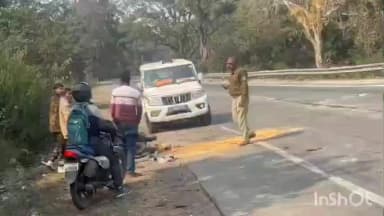 बिछिया: बिछिया थाना क्षेत्र के बंजारी घाट पर अज्ञात वाहन ने बाइक सवार को मारी टक्कर, मौत, दो महिलाएं गंभीर