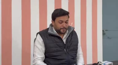 कुनकुरी: कुनकुरी में विकास कार्यों को लेकर नगर पंचायत अध्यक्ष विनय शील ने मुख्यमंत्री पर लगाया भेदभाव का आरोप