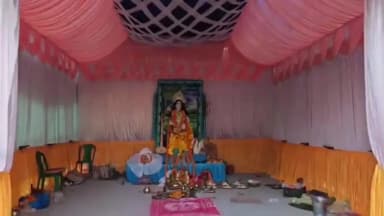 দাঁতন ১: দাঁতনে বাগ দেবীর আরাধনায় মাতলো কলেজ পড়ুয়ারা!